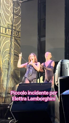 SMALL LIVE ACCIDENT FOR ELETTRA LAMBORGHINI #elettralamborghini #accident #concert #laughter #fyp