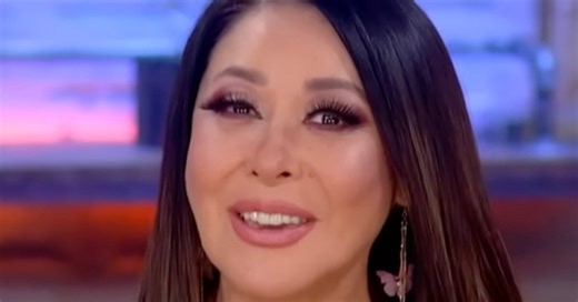 Addis Tuñón celebrará su primer Día de las Madres con sus dos hijos adoptivos