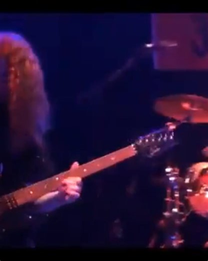 3K views · 141 reactions | Guthrie Govan - Wonderful Slippery Thing #shredguitartv #shredguitar #instrumental #guitarlicks #guitarsolo | Shred Guitar TV | Facebook