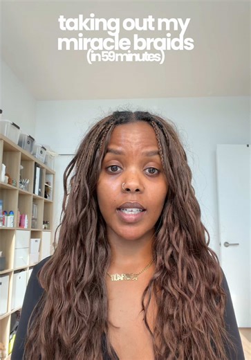 The miracle that keeps on surprising me! If you’ve thought of getting crochet hair to do boho braids/and a sew in on yourself do it!! The takedown is soooo quick and easy! #crochethair #miraclebraids #bohobraids #braidstyle #hairinspo