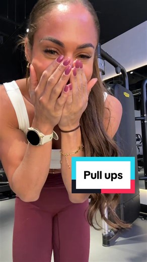 Excuse me🤯 #gym #pullup #gymgirl #gymtok