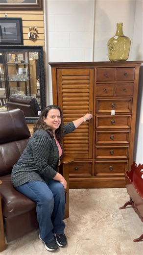 30 reactions | Mission Style Recliner: $799.99 Antique Cabinet: $699.99 Shop Small, Shop Local, Shop Green Goose謹 #consignmentshop #consignment #stl #interiordesign #shopsmall #greengoosestl | Green Goose Consignment Gallery | Facebook