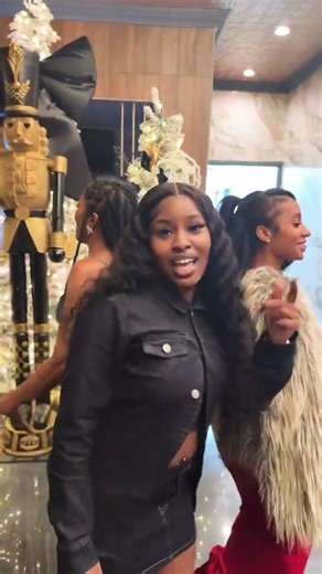 Wake in the morning and I step outside☀️❤️#dance #tiktok #viralvideo #music #trending #foryou