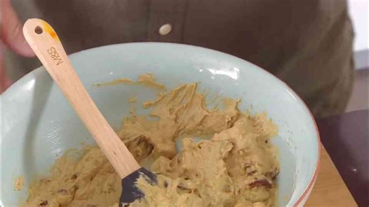 How to Make Sticky Toffee Pudding