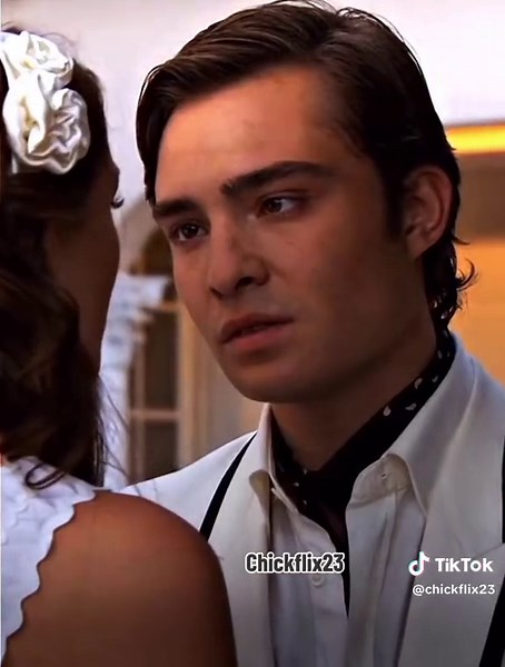 Chuck Bass Screams 'I Love You' to Blair | Gossip Girl Moment