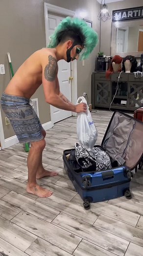 Axel Andrews on TikTok