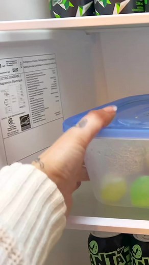 304K views · 3.3K reactions | This is for all my wax candy lovers!  #asmr #asmrsounds #hunnibeeasmr #satisfying #satisfyingvideo #eating #eatingasmr #trending #foryou #foryoupage #shorts #reels #viral #explorepage #hunnibee | HunniBee ASMR | Facebook