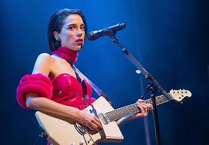 St. Vincent Live Debuted "Los Angeles" On This Day in 2017