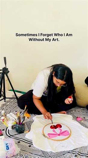 Sometimes I forget who I am without My Art | Trendy Pinterestry TShirt Painting Idea #fabricpainting