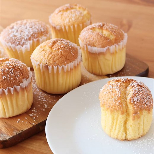 ふんわりカップケーキ 作り方・レシピ | クラシル