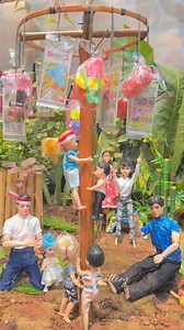 738K views · 12K reactions | Lomba panjat pinang #17agustus #barbiejowo #panjatpinang | Eka Ghallery | Facebook