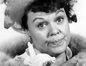 Patsy Garrett, ‘Chow-Chow-Chow’ Lady of Cat Food Commercials, Dies at 93