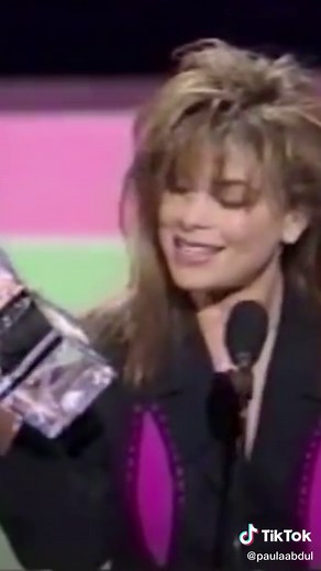 16th Annual People's Choice Awards: Paula Abdul Favorite Female Artist Win in 1990