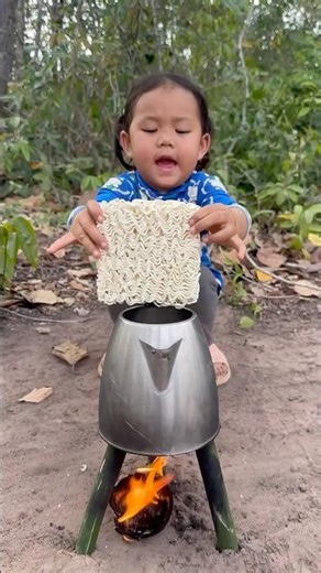 Survival Skills: single mom show SMART idea and USEFUL in forest #outdoor #bushcraft #camping
