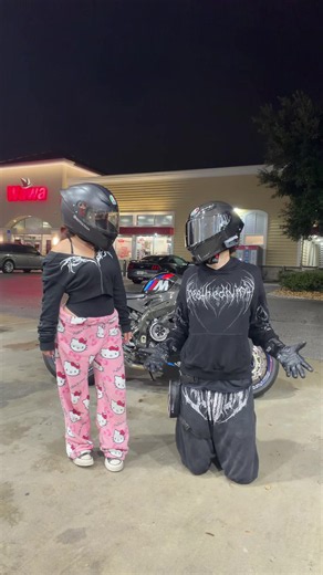 Do people notice height difference? Bike dance with Hello Kitty style
