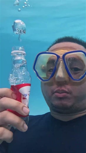 Dali Cola vs Dali Python Energy Drink & Burp Underwater