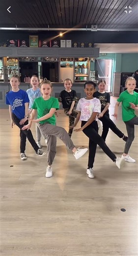 Eindelijk weer lekker trainen na de meivakantie 🥰 #dance #hiphop #streetdance #dancecrew #udf #training #foryou #fyp
