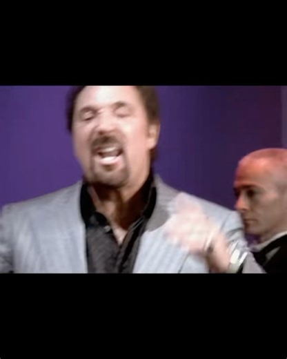 423 reactions · 11 shares | Jools Holland on Reels | Facebook