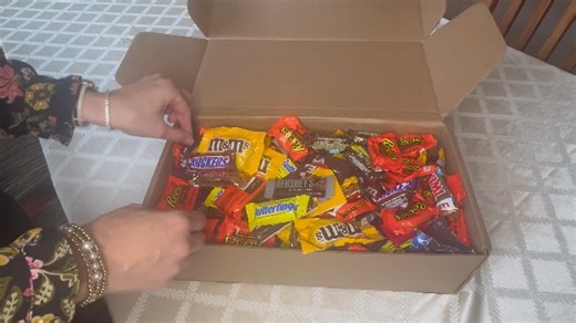Watch Showing the size and mix of this Halloween candy box on Amazon Live
