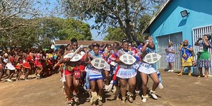 KZN Traffic officials to ensure roadworthiness of vehicles transporting maidens to Reed Dance - SABC News - Breaking news, special reports, world, business, sport coverage of all South African current events. Africa's news leader.