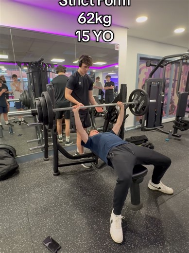 15-Year-Old Lifters: 90kg Bench Press Progression