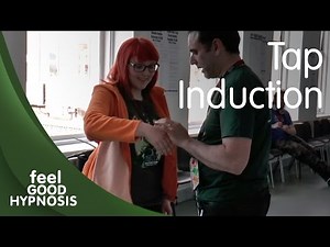 Girl hypnotized via an hypnotic Tap Induction