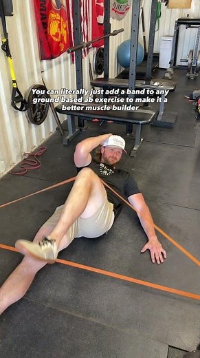 Cross Body Band Crunch #abs #coreexercises #bandtraining #sixpackabs #trainingtips