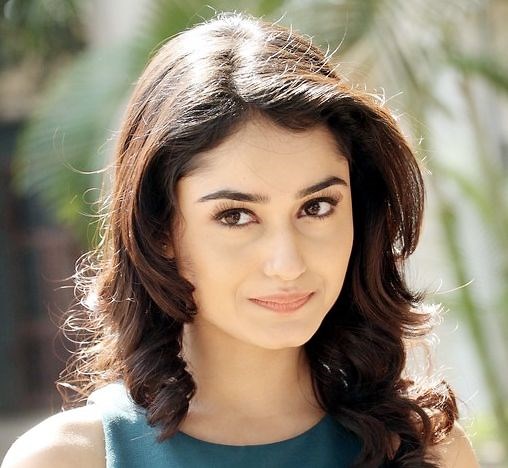 Tridha Choudhury Height, Age, Boyfriend, Family, Biography & More » StarsUnfolded