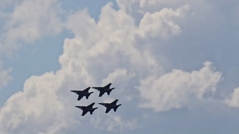 Blue Angels practicing