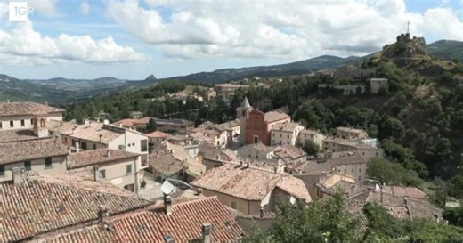 Pennabilli, il borgo d'adozione di Tonino Guerra