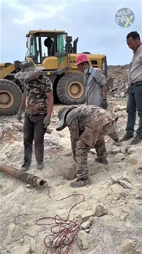 How Does CO₂ Blast Rock in Mining? 💥⛏️