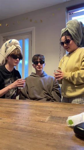Bloopers 😂 #fyp #mammamia #tanyaandrosie #bestfriends #uni #nottsuni #bloopers #trio #fypp