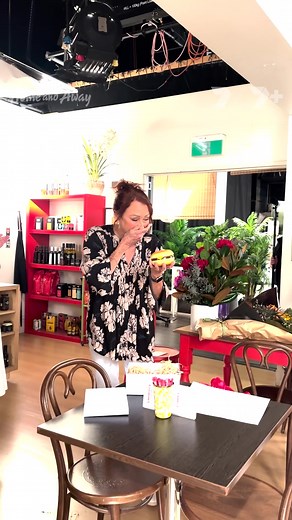 Fun fact 💡 We don’t always film in order! Lynne’s final scene on set wasn’t her character’s last appearance; it was between Irene and Leah, as she signed the Diner over to her 😭 📝 Stay tuned for Irene's final scene on air 📺 #HomeandAway