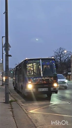 #Ikarus 280 érkezik a Lépcsős utcához