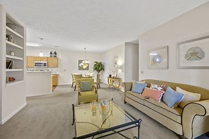 Bishops Gate At Somerset Apartments, 8075 Somerset Chase, Cincinnati, OH - RentCafe