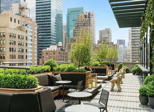 Castell Rooftop Lounge - Rooftop Bar NYC