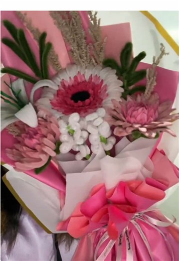 Create Fuzzy Wire Flowers for Valentine's Day