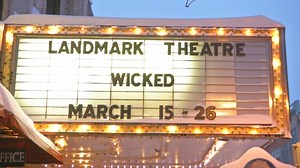 Theatergoers braved "Wicked" weather