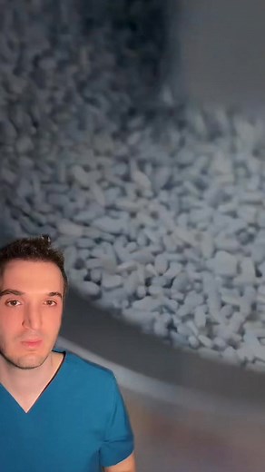 Journavx is a recently FDA-approved non-opioid oral pain medication for adults with moderate-to-severe acute pain. It works by selectively blocking the NaV1.8 sodium channel in peripheral pain-sensing nerves — reducing pain signals before they reach the central nervous system. It’s the first new oral pain drug class in over 20 years and was approved for short-term postoperative and injury-related pain. Clinical trials showed significant pain reduction after surgeries like abdominoplasty and buni