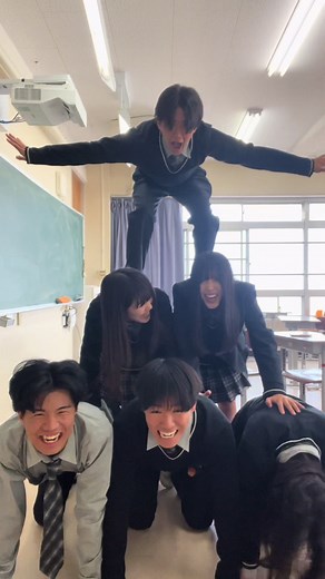 高校生の組体操チャレンジ動画