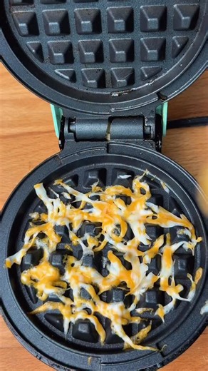 Tie Dye Breakfast Potato Waffle Follow @thechefoutwest AND comment YUM and I’ll send my recipe straight to your inbox. If you haven’t tried my viral potato waffle hack yet then you NEED to give it a try. This one is loaded with avocado, a fried egg and my herby everything sauce. Pro tip for success: Boil your potato first and make sure you press them hard into the waffle make. AND, be patient, mine take about 12 mins to get crispy. Enjoy! | Thechefoutwest