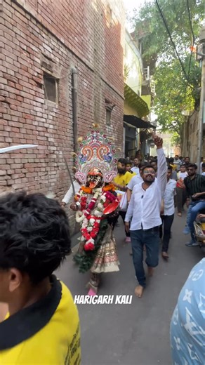 HarigarhKali on Instagram: "Bol Neeraj Bhaiya Ki Jai ❤️🙏🏻 Jai Guru Dev ❤️🙏🏻 . . . . . . Jai Mata Di. 💖🙏🏻 #aligarh #maakali #trending #viral #shorts matakali youtube aligarhkali maadurga maakali🙏 matarani jaimatadi aligarhkali kalimaa kalka delhi kolkata mataji viral viralreel trending instagram"