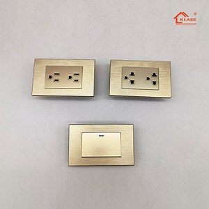 [Hot Item] 5V 2.1A Us USB Wall Socket and Plug