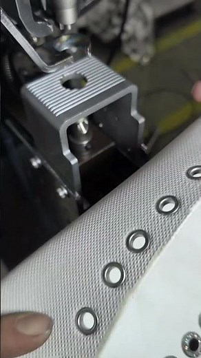 Automatic Eyelet Machine