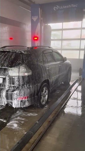 The Future is Here: Robot Car Wash in Action #automobile