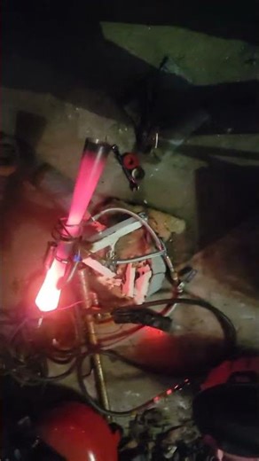 Valveless Pulsejet Running