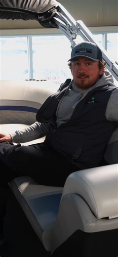 🚤 TOON TUESDAY: Maintenance Made Simple! This week we’re diving into boat care basics — because a little attention goes a long way. 🌟 Pontoons are built for low maintenance, and with just a bit of seasonal TLC, you’ll keep engines, batteries, and systems running smooth all season long. At Angler’s Port Marine, we make boat maintenance easy, so you can focus on what matters most — more fun on the water. 🌊☀️ 🌐 anglersportmarine.com 📲 660-438-4600 #AnglersPortMarine #LoweBoats #LowePontoons #P