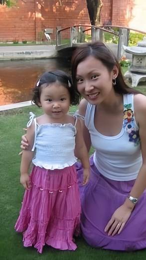 A birthday poem for my 21yo daughter.. happy birthday to my one and only @chaelanl ❤️❤️❤️ #happybirthday #birthdaygirl #motherdaughter #poem #birthday #momslove #21 #21years #21stbirthday | Michelle Tiang
