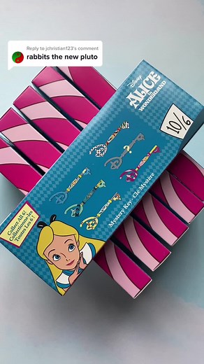 Unboxing Alice in Wonderland Disney Keys | Mystery Toy Collectibles