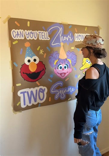 How to Paint a Sesame Street Banner for Birthdays